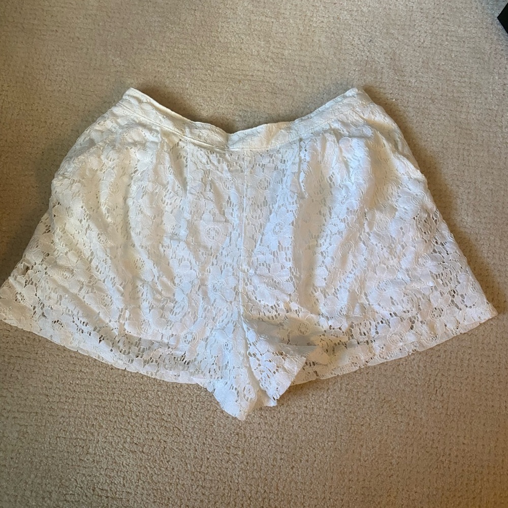 Hollister lace shorts size medium